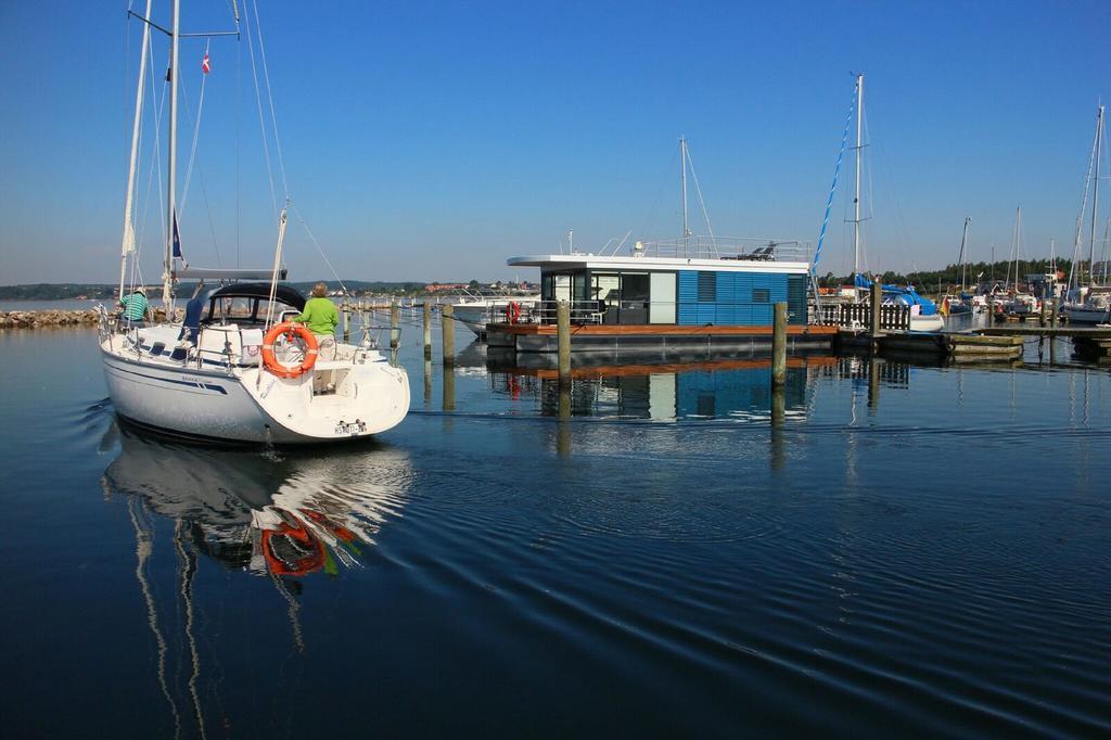Hausboot Fjordblik Hotel Kollund Osterskov Bagian luar foto
